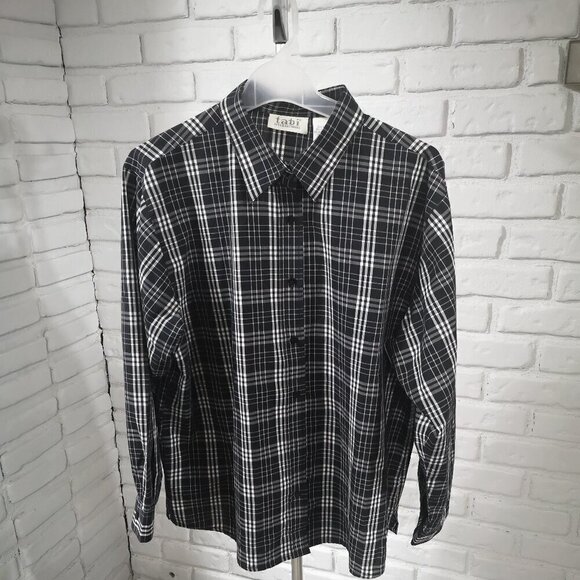 Tabi International Tops - Tabi International Ladies Size XL Black Grey & White Plaid Shirt